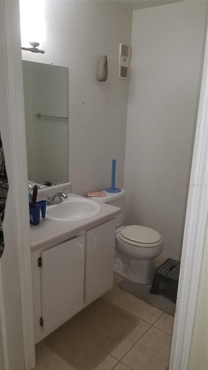 Image 42 of 52 For 13028 Plantation Park Circle 12110