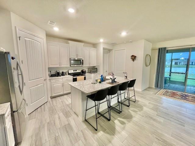 Image 11 of 28 For 1524 Lyonsdale Lane