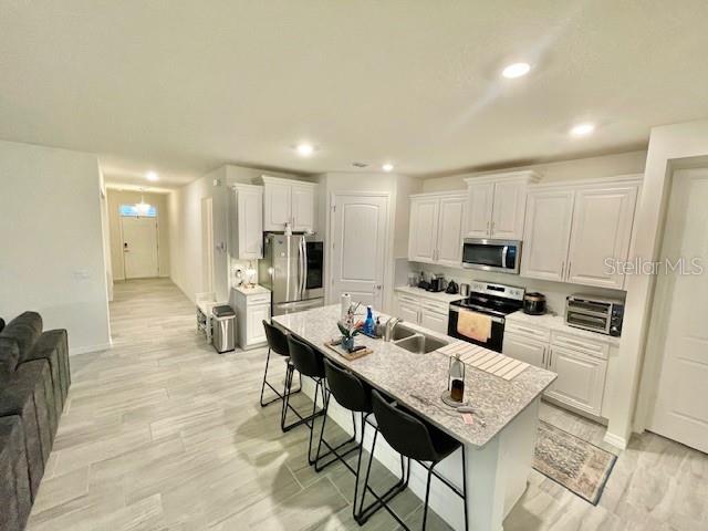 Image 12 of 28 For 1524 Lyonsdale Lane