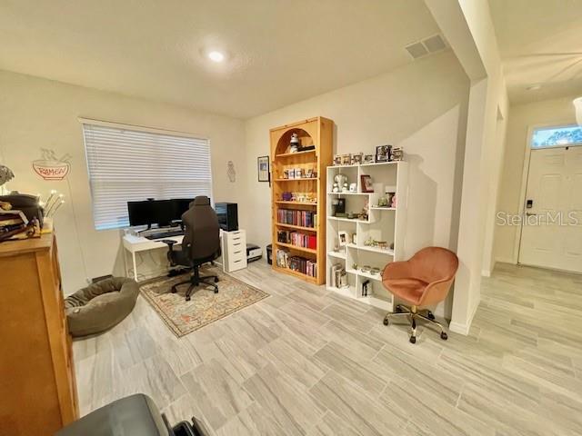 Image 19 of 28 For 1524 Lyonsdale Lane