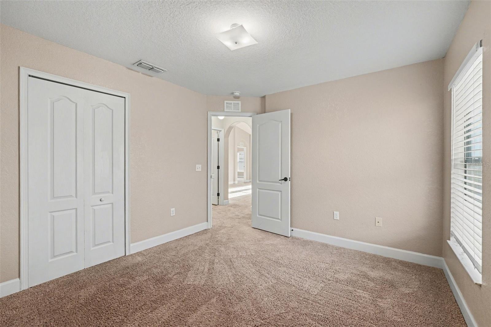 Image 19 of 25 For 803 Auburn Preserve Boulevard