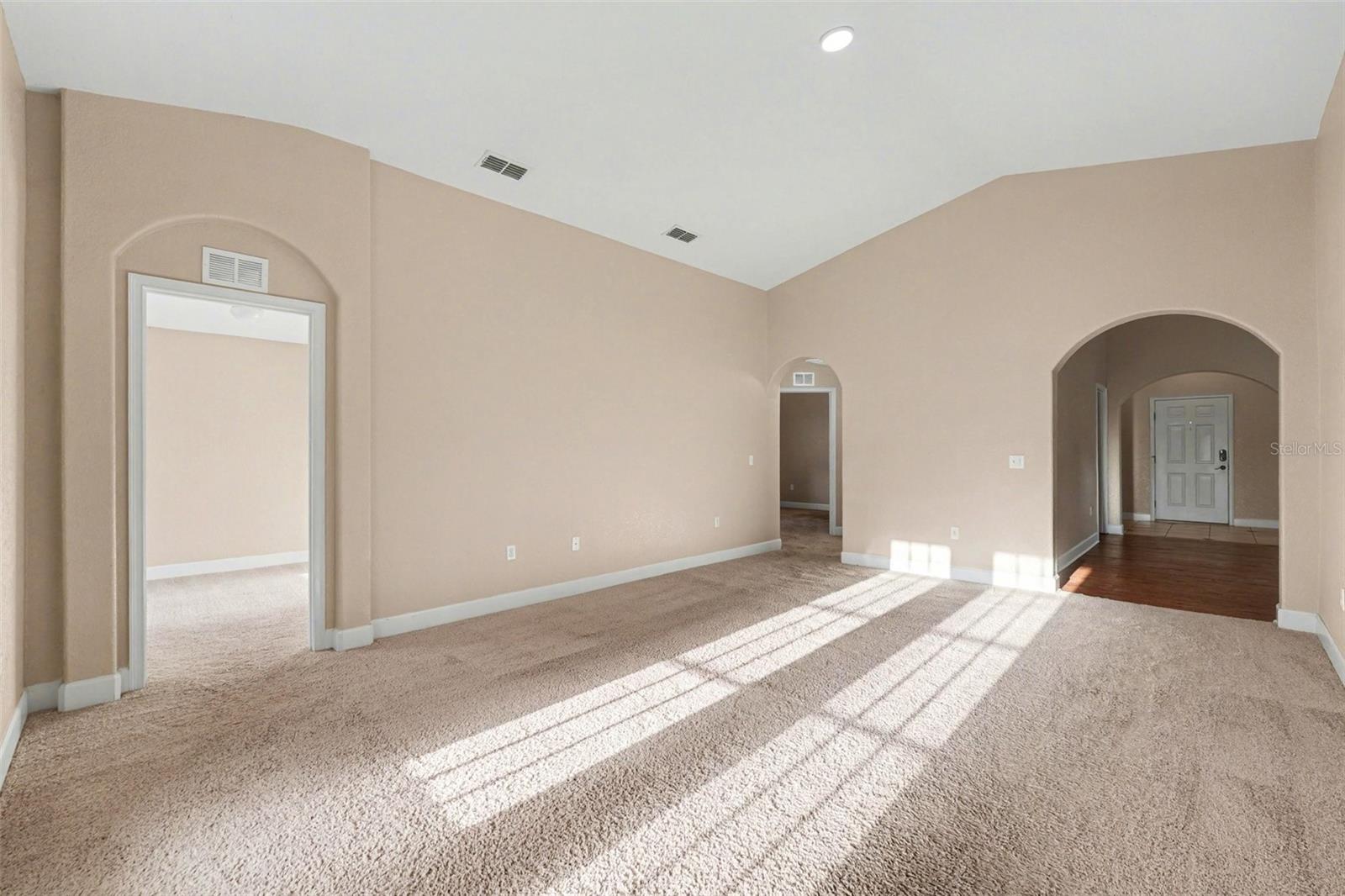 Image 5 of 25 For 803 Auburn Preserve Boulevard