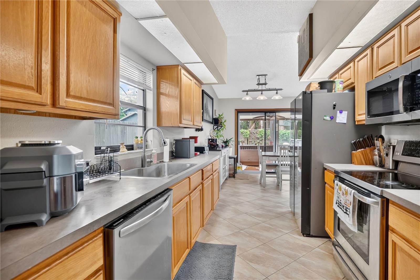 Image 11 of 30 For 257 Gary Boulevard