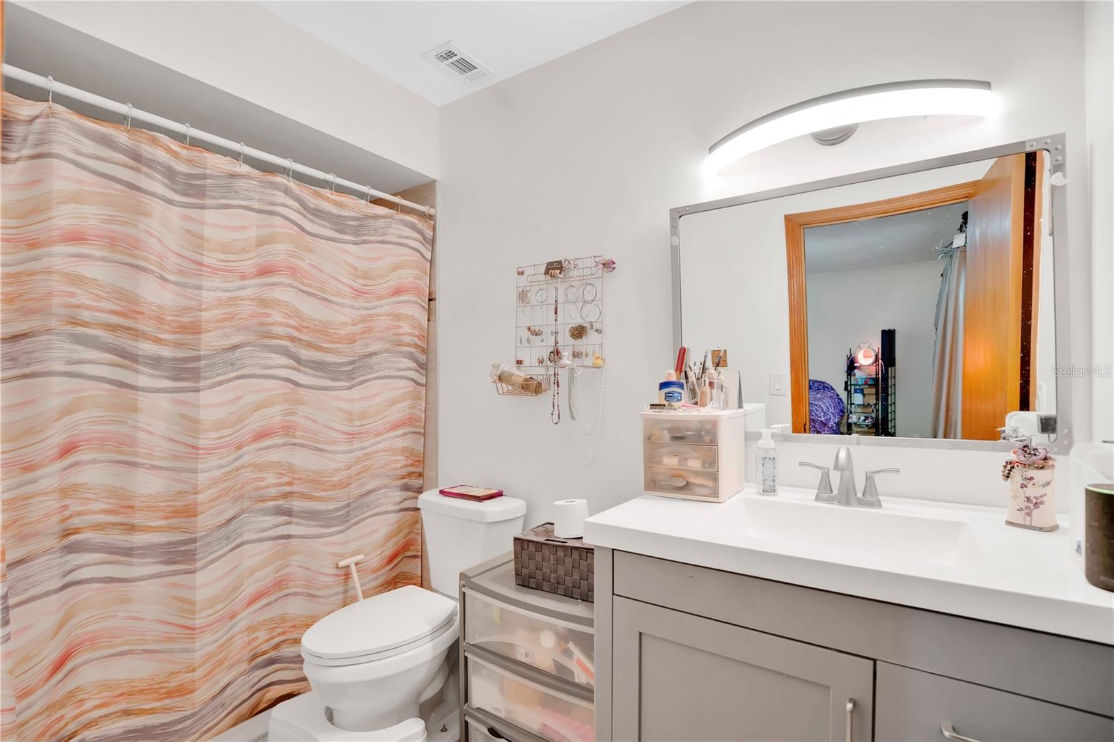 Image 14 of 30 For 257 Gary Boulevard