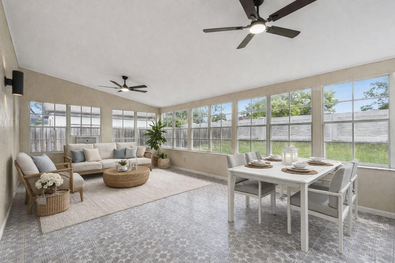 Listing photo id 27 for 4136 Tall Tree Drive