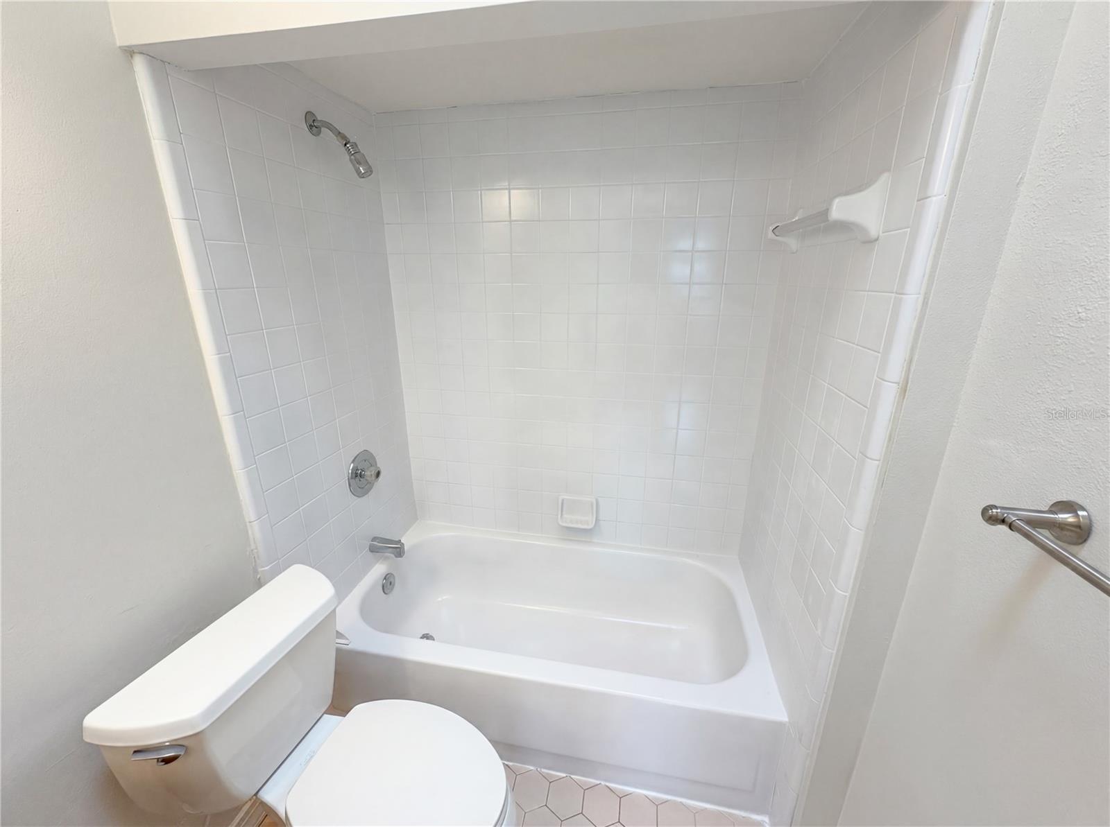 Image 12 of 18 For 2000 Plainfield Drive