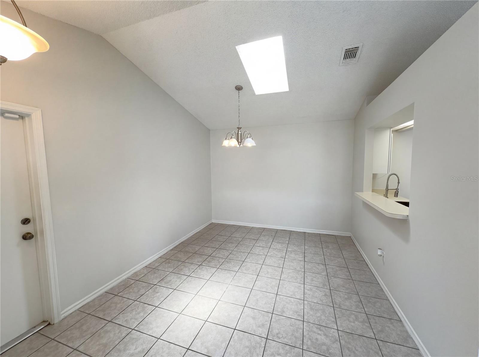 Image 6 of 18 For 2000 Plainfield Drive