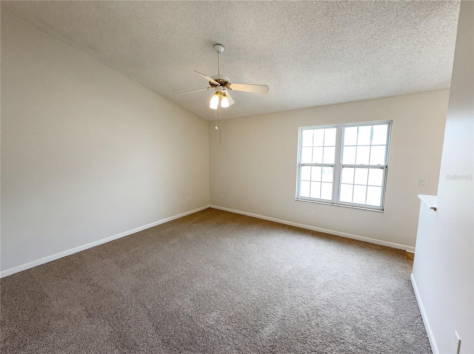 Image 7 of 18 For 2000 Plainfield Drive