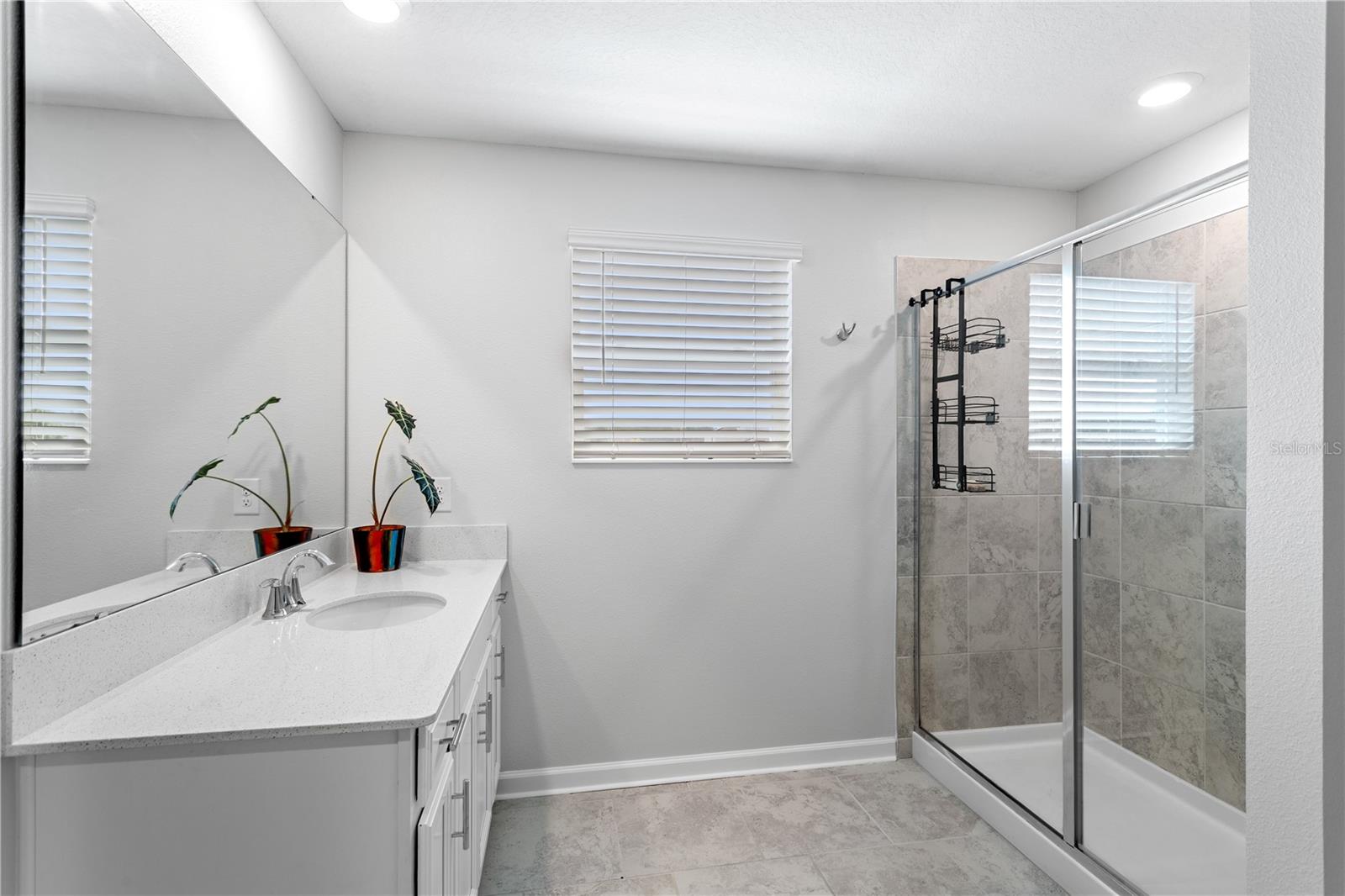 Image 24 of 41 For 5693 Alenlon Way