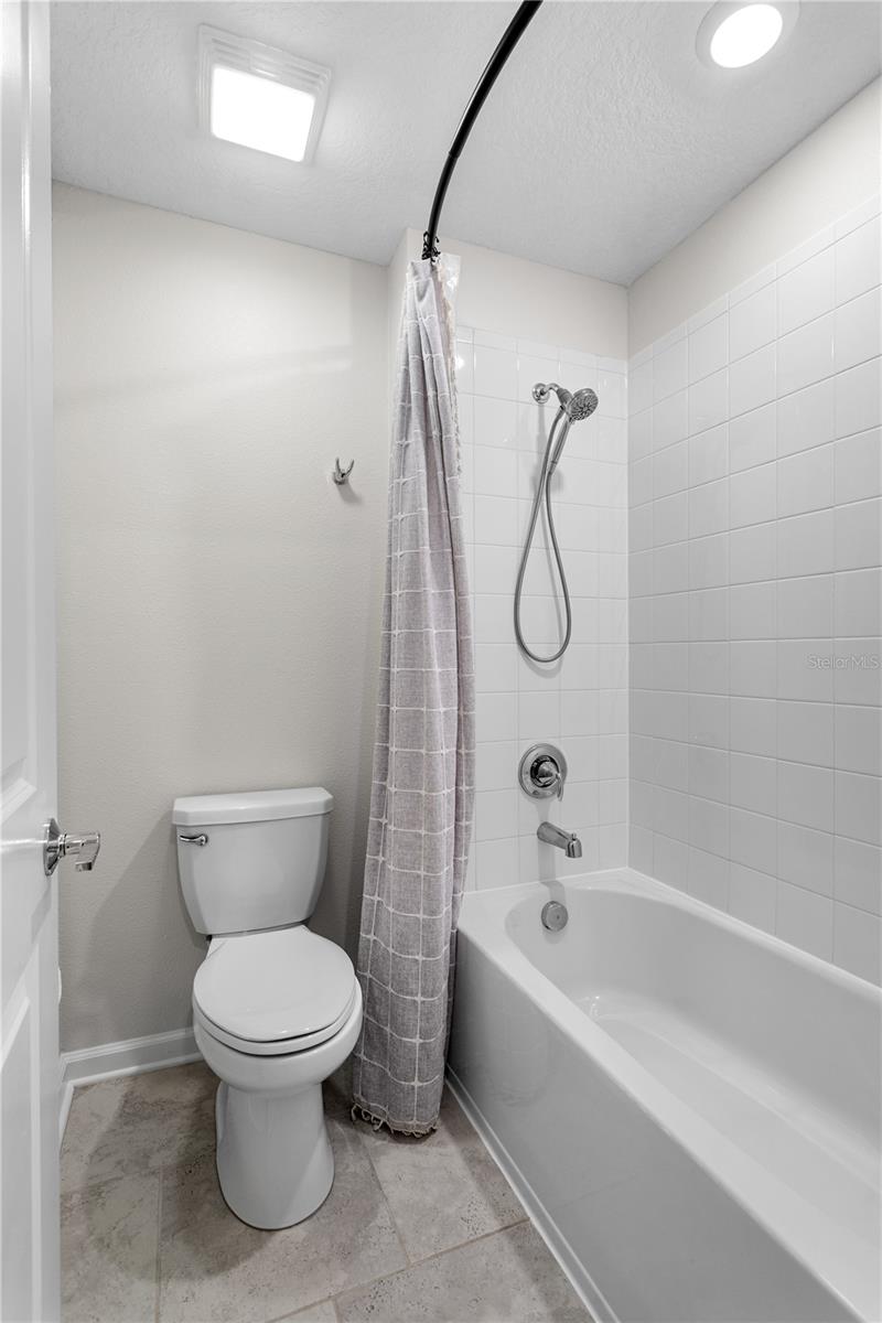 Image 32 of 41 For 5693 Alenlon Way