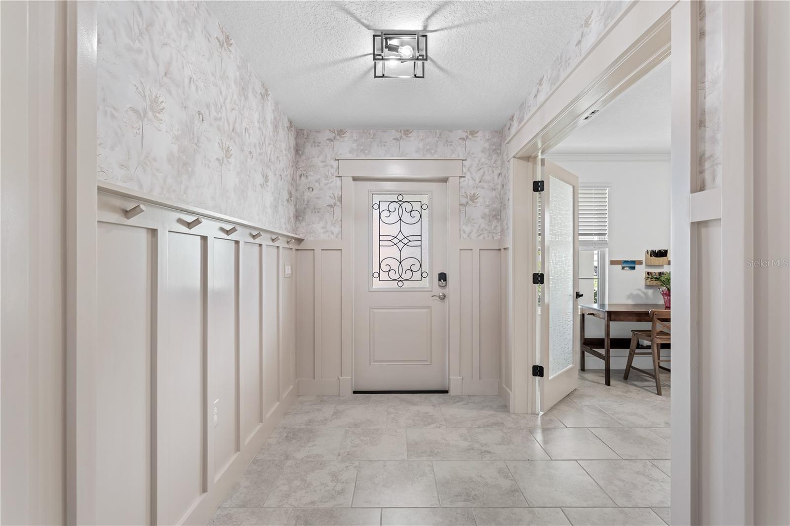 Image 4 of 41 For 5693 Alenlon Way