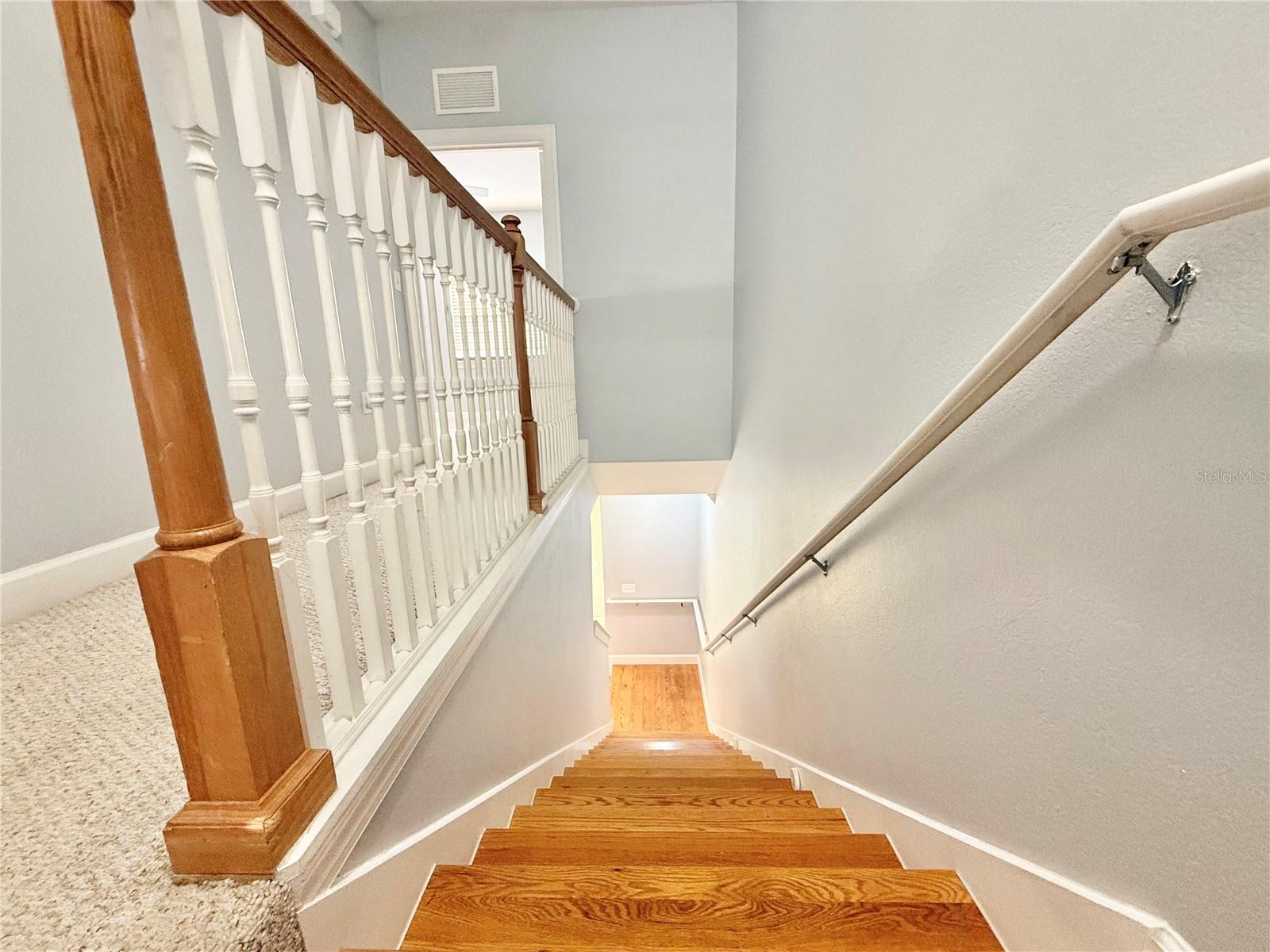 Image 24 of 31 For 307 New Hampshire Street B