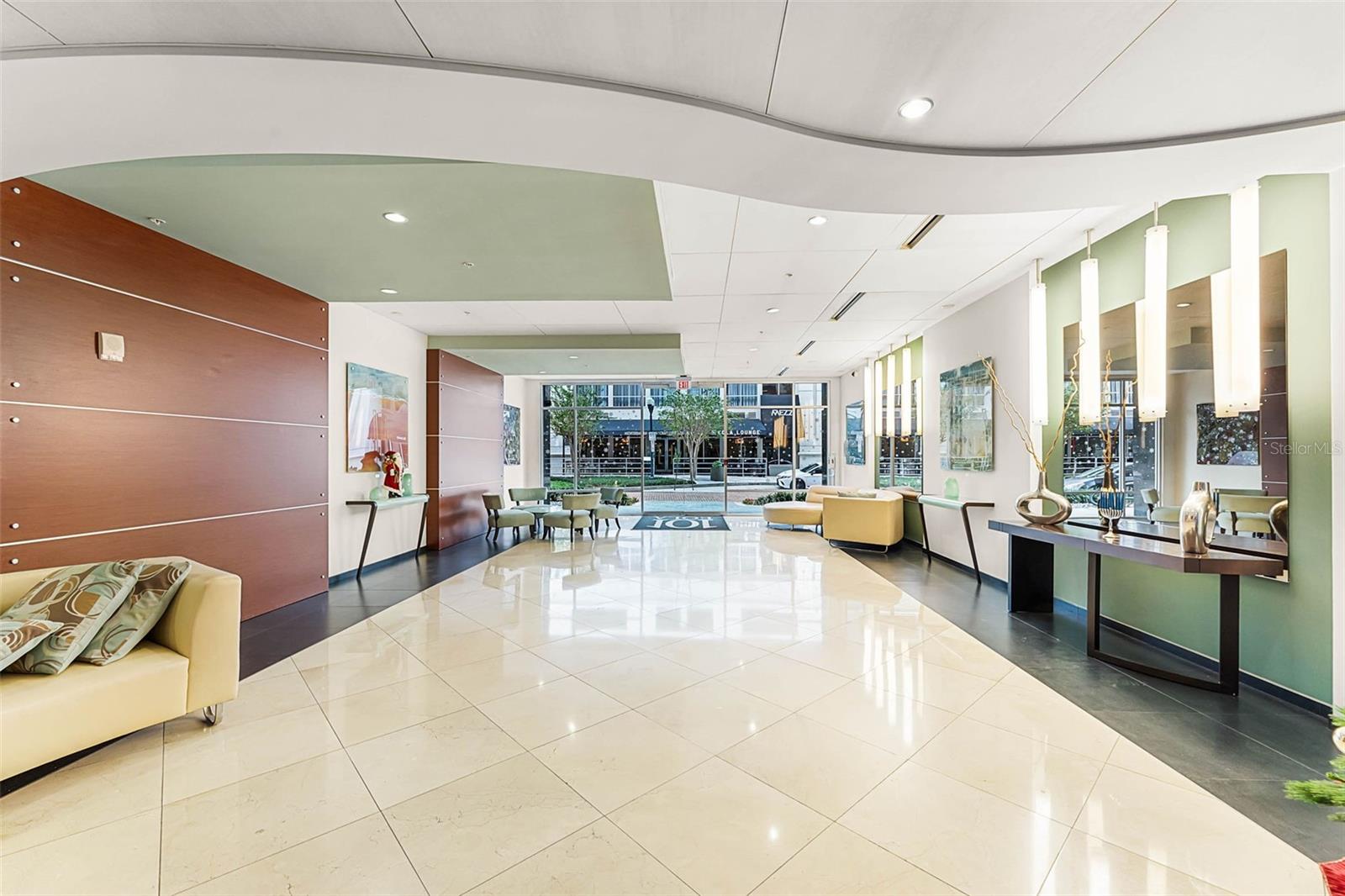 Image 30 of 35 For 101 Eola Drive 815