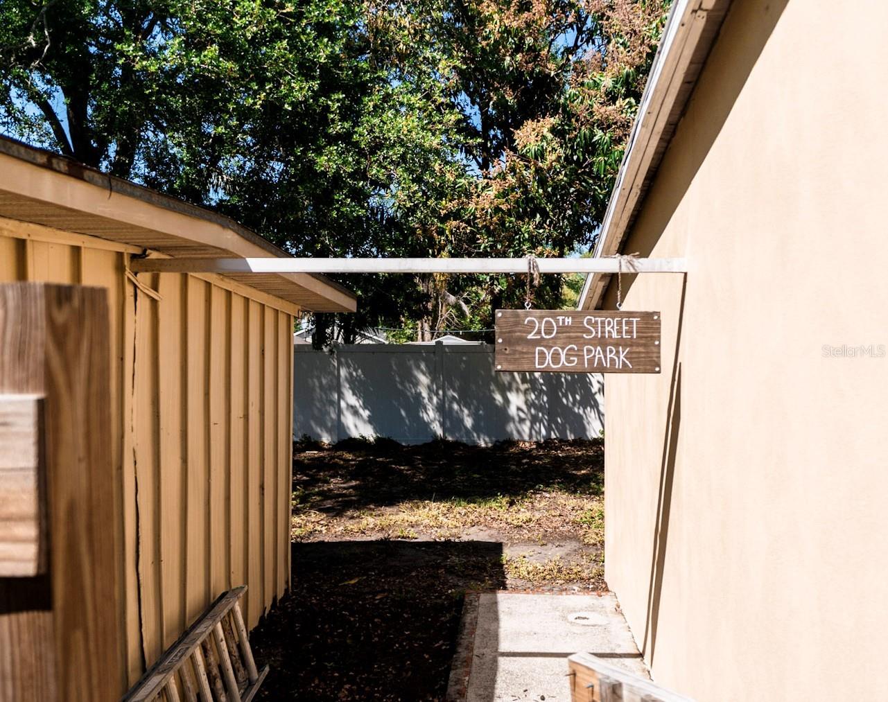 Image 12 of 20 For 400 20th Street E 1-6