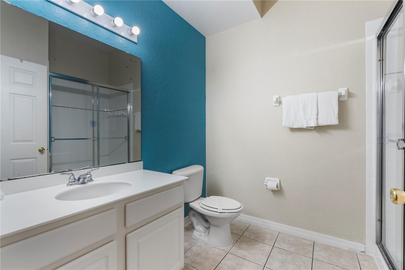 Image 18 of 40 For 911 New Providence  911