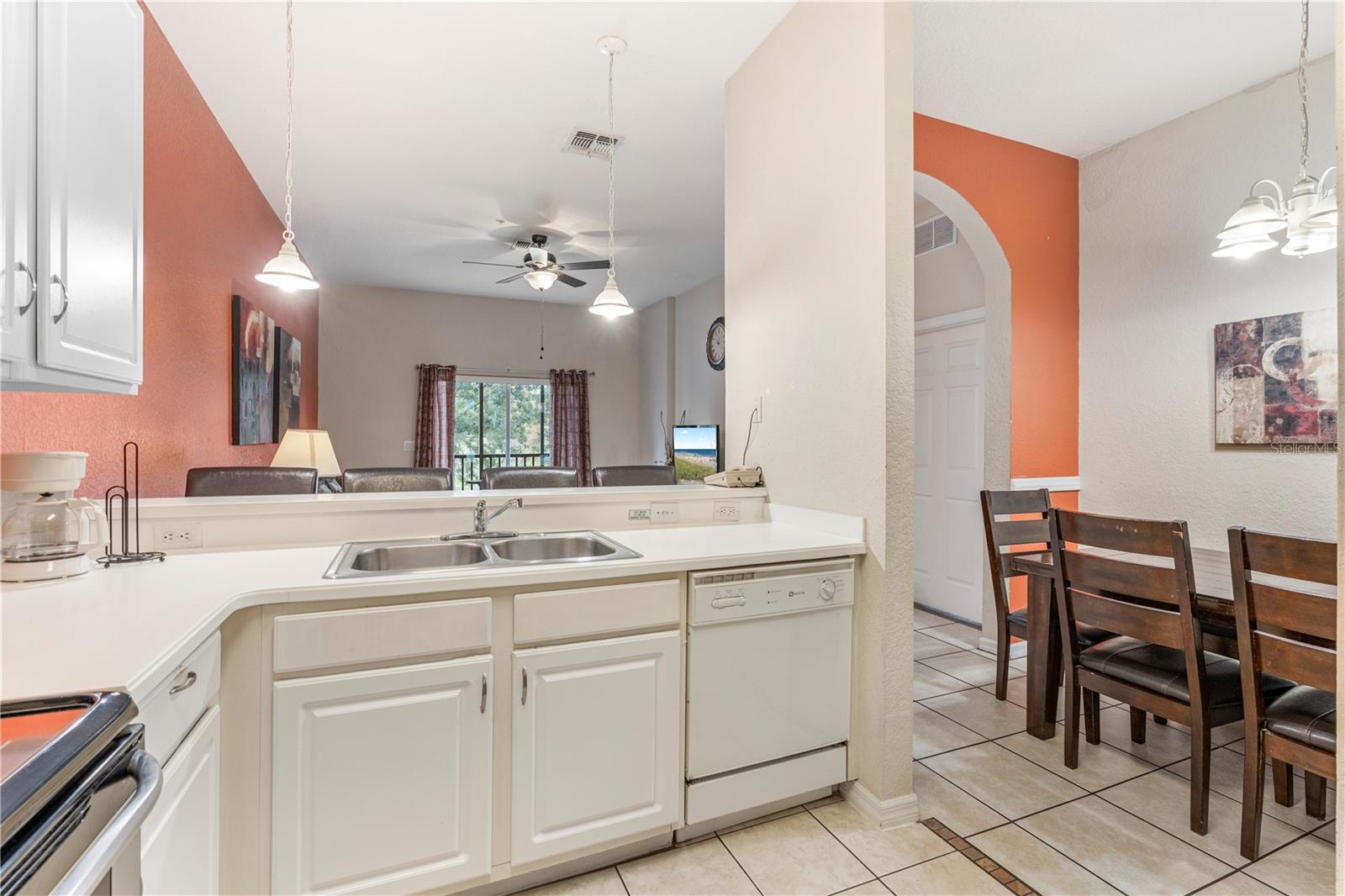 Image 5 of 40 For 911 New Providence  911