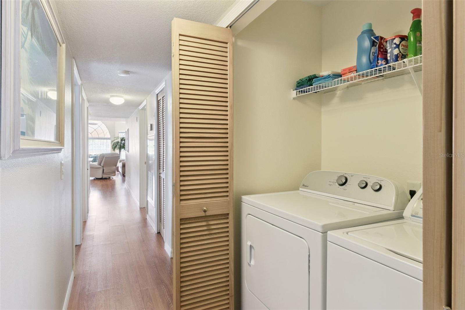 Image 26 of 36 For 8707 Knightsbridge Court B