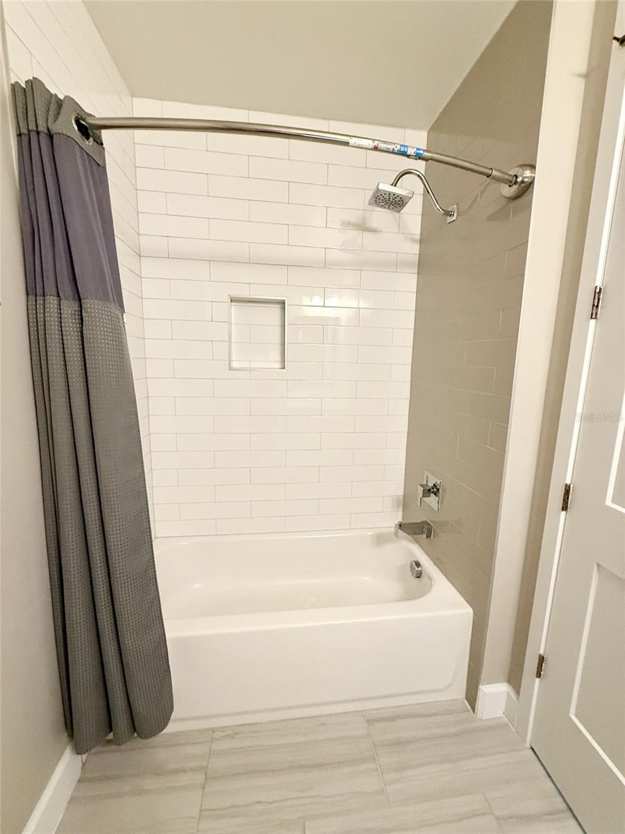 Image 19 of 20 For 149 Park Avenue