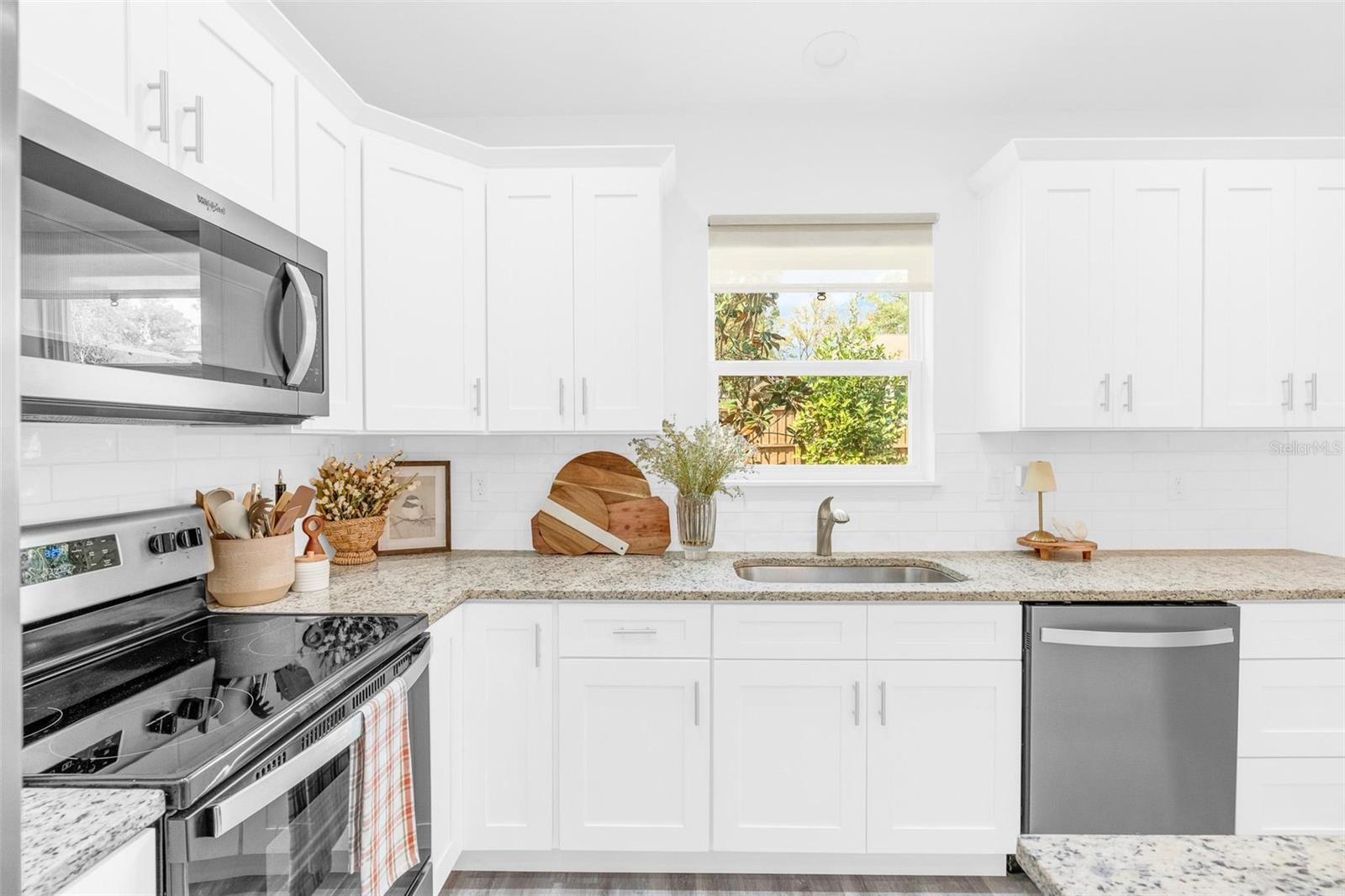 Image 12 of 36 For 1755 15th Street