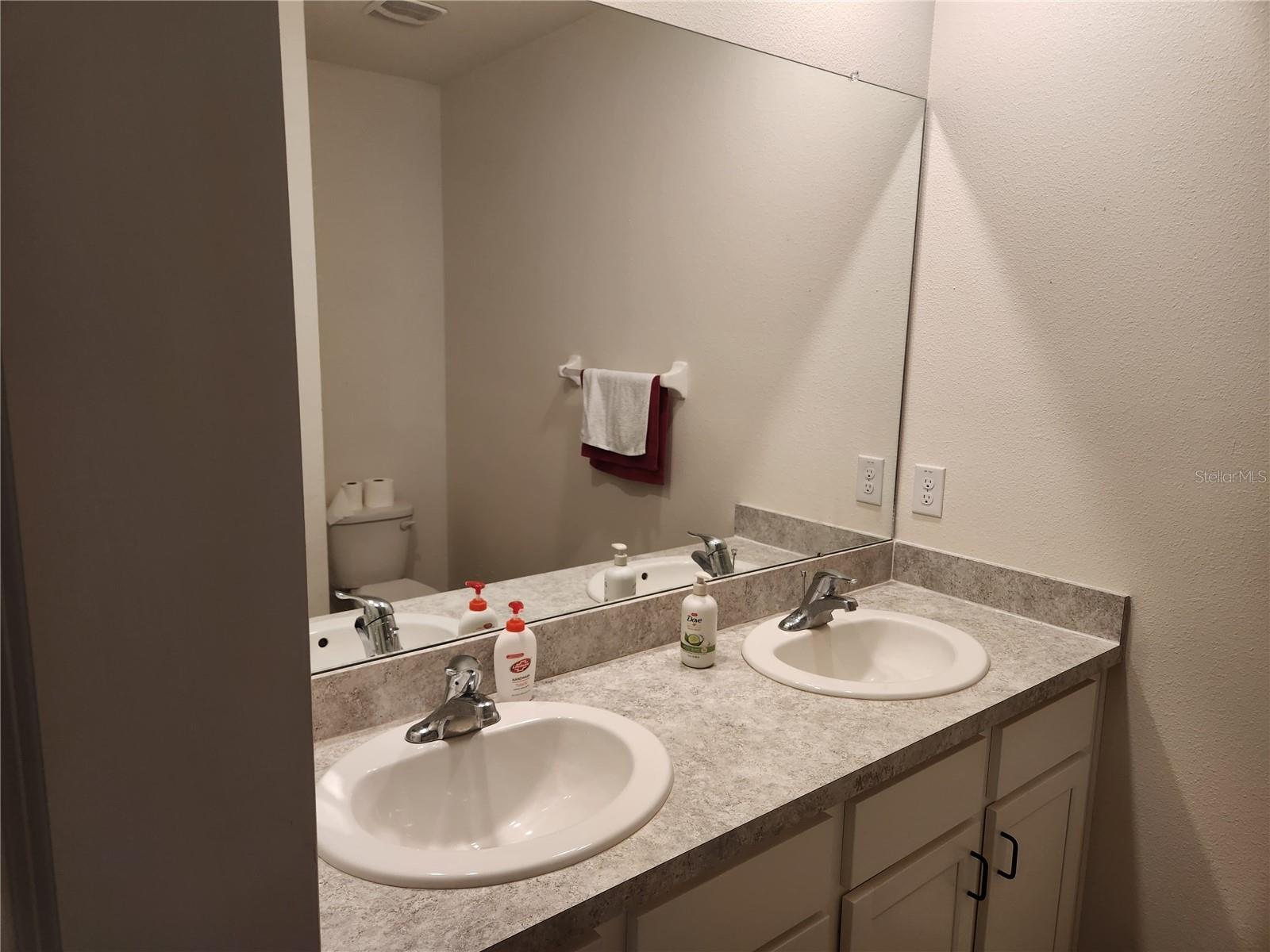 Image 15 of 29 For 6643 Longboat Drive