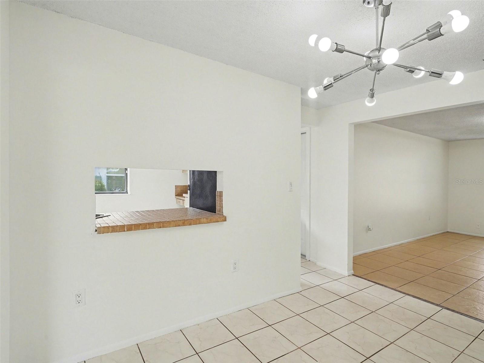 Image 9 of 25 For 4037 Maverick Avenue