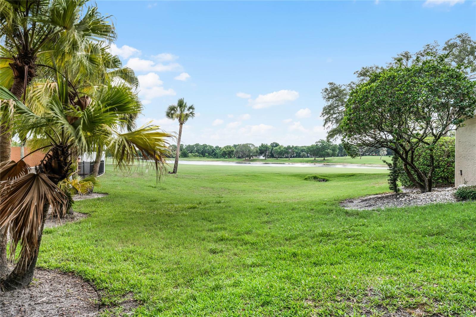 Image 44 of 74 For 501 Devon Place