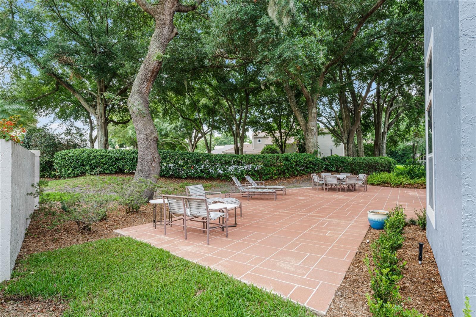 Image 45 of 74 For 501 Devon Place