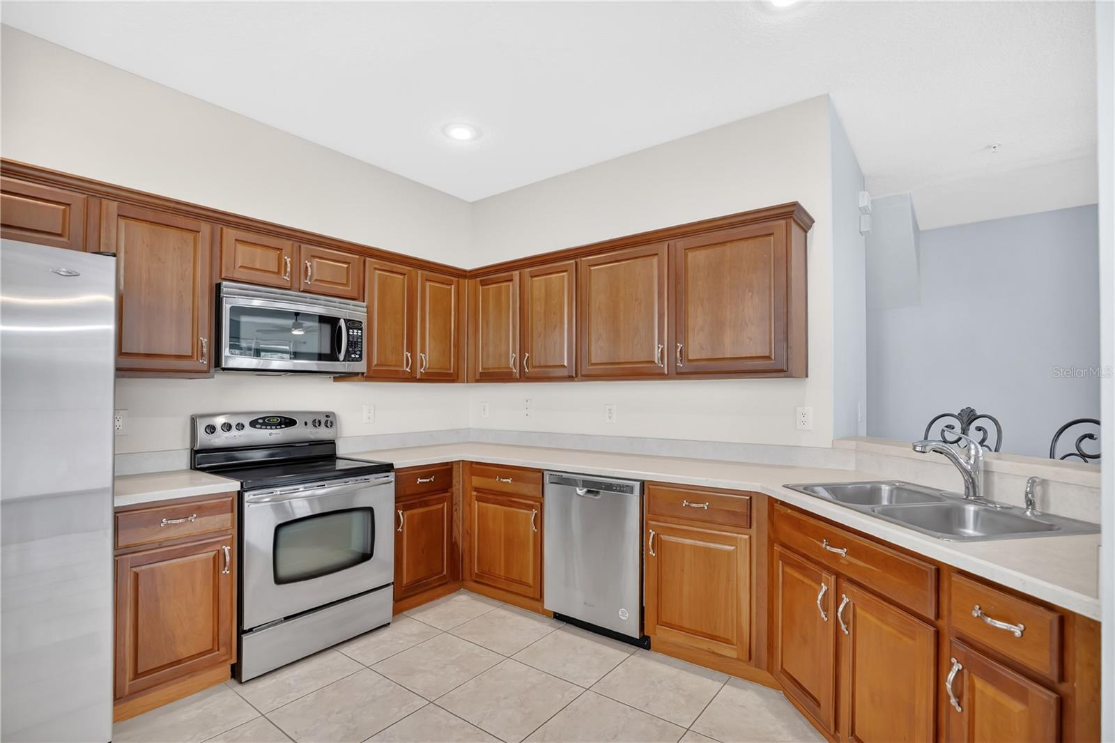 Image 12 of 35 For 3031 San Jacinto Circle 3031