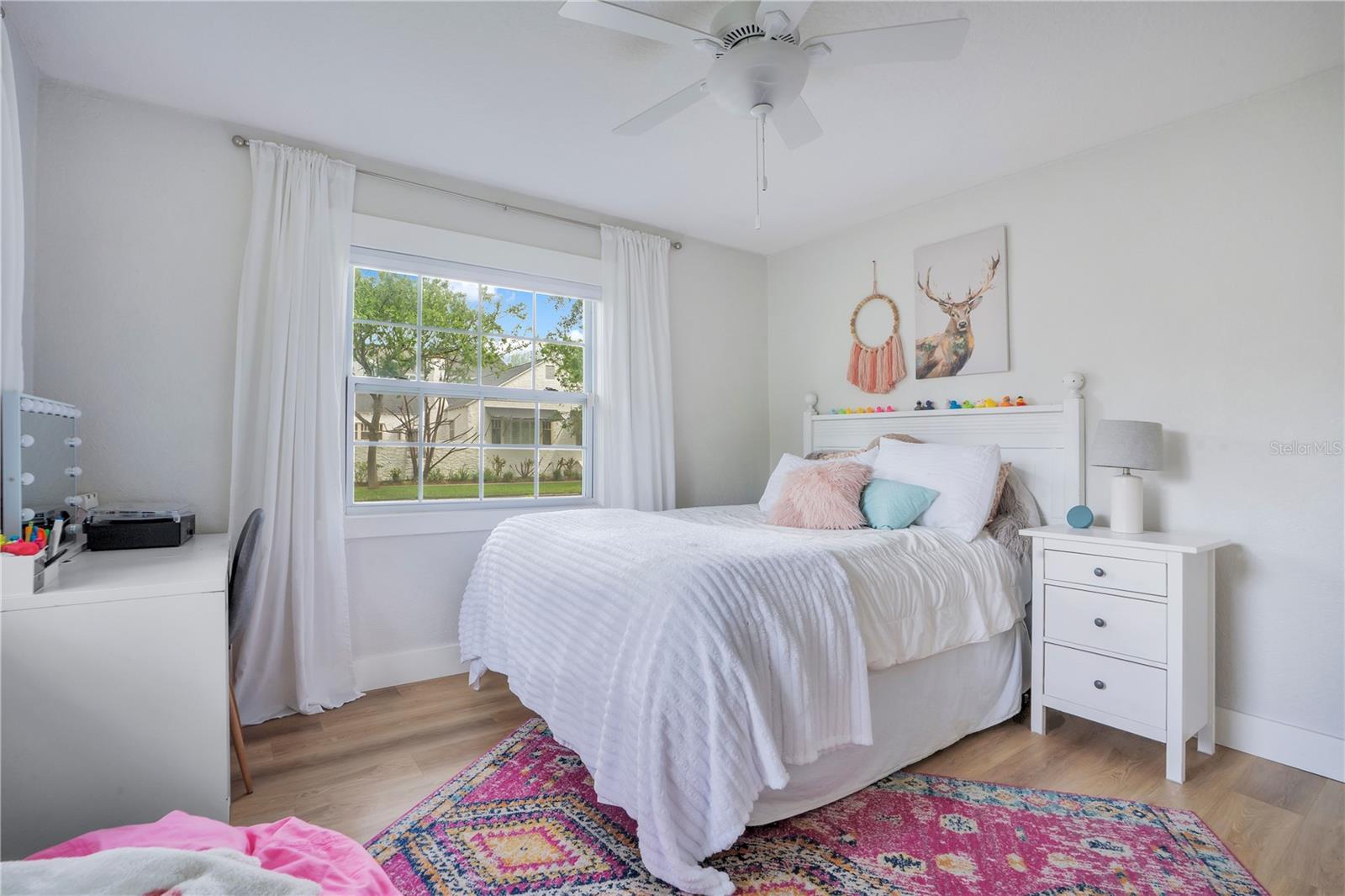 Image 20 of 48 For 2702 Parkland Drive