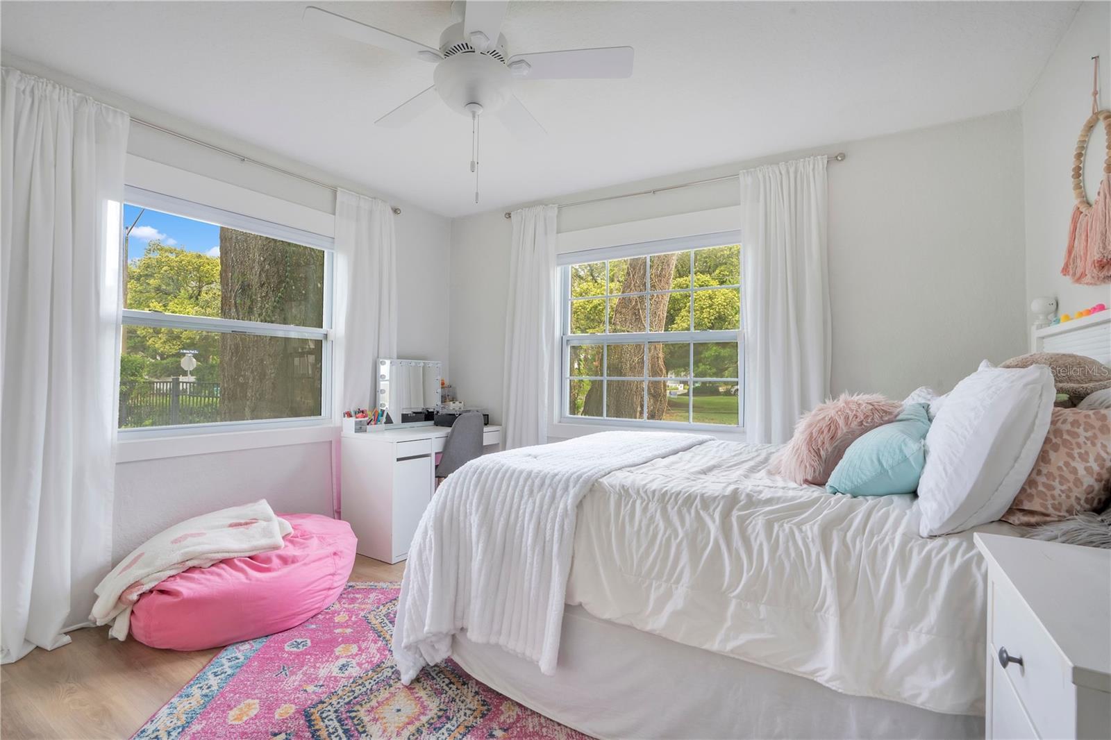 Image 21 of 48 For 2702 Parkland Drive