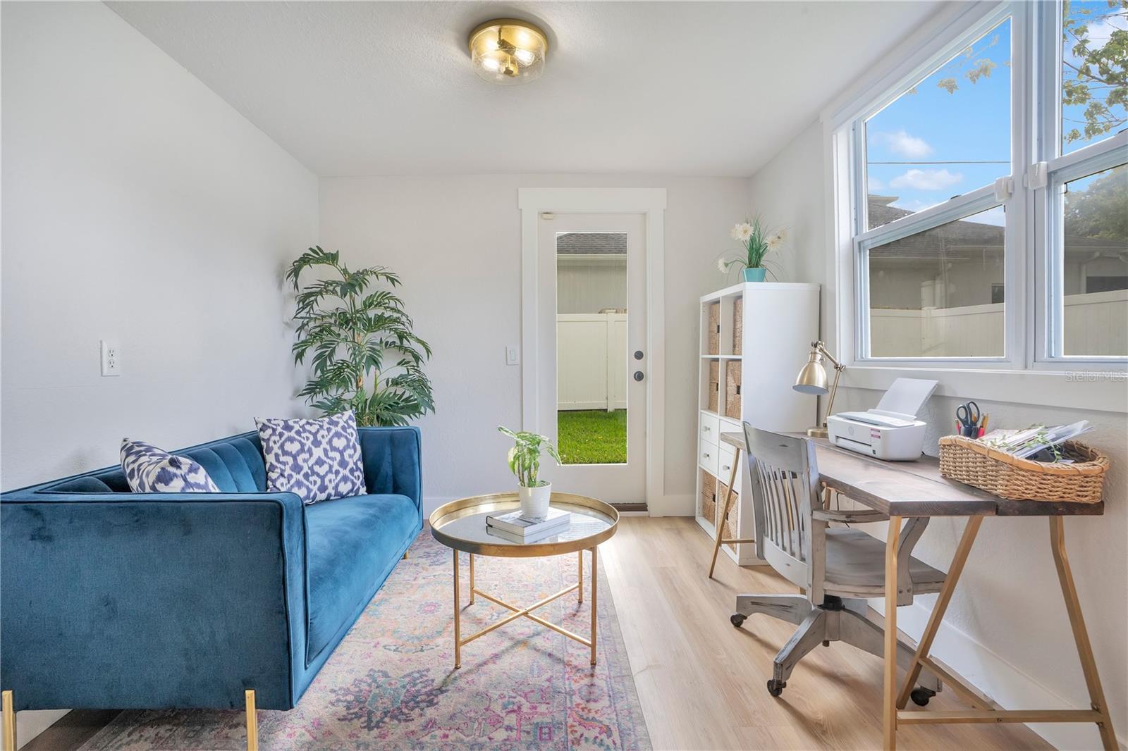 Image 25 of 48 For 2702 Parkland Drive