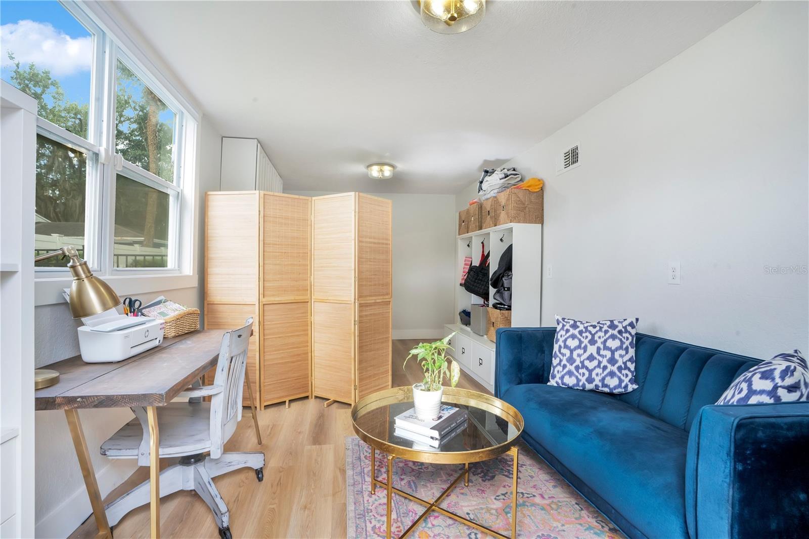 Image 26 of 48 For 2702 Parkland Drive