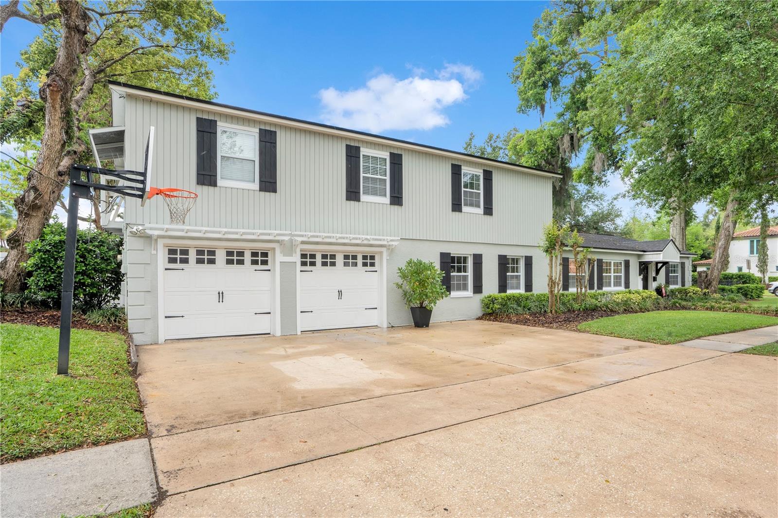 Image 3 of 48 For 2702 Parkland Drive