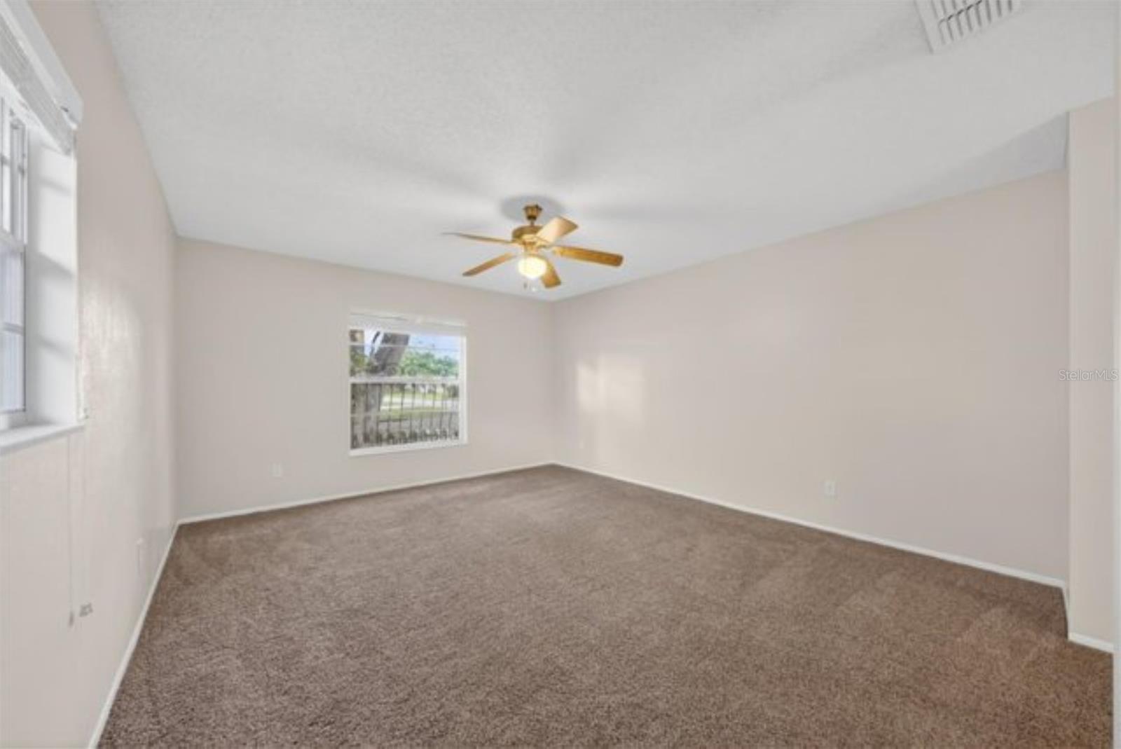 Image 29 of 53 For 3645 Alan Drive