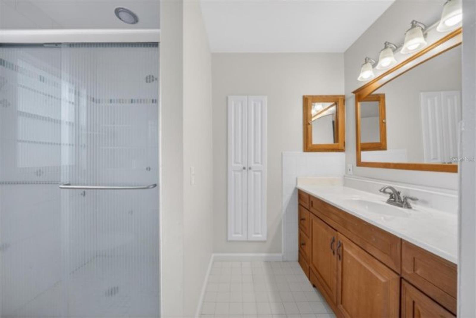 Image 32 of 53 For 3645 Alan Drive