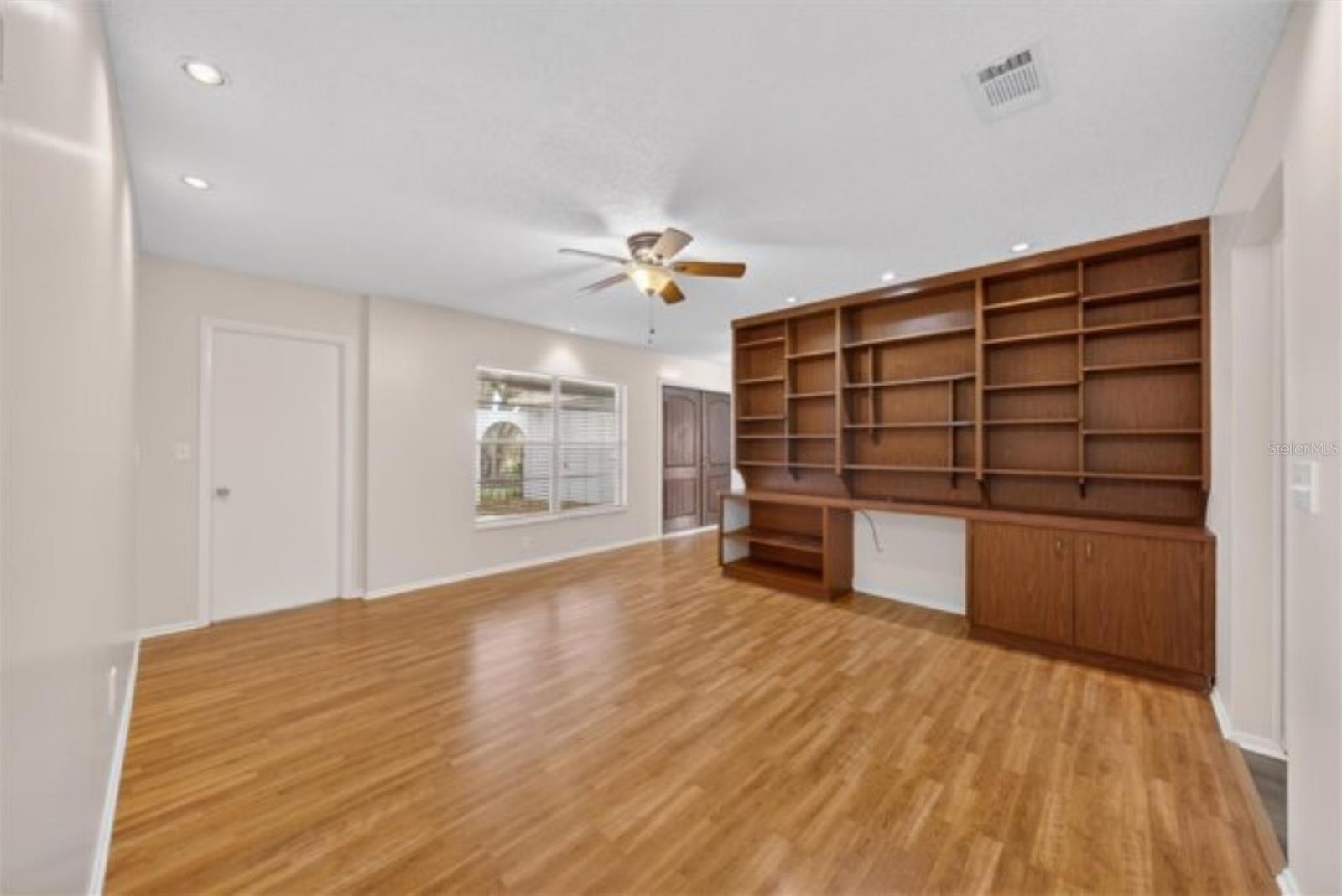 Image 38 of 53 For 3645 Alan Drive