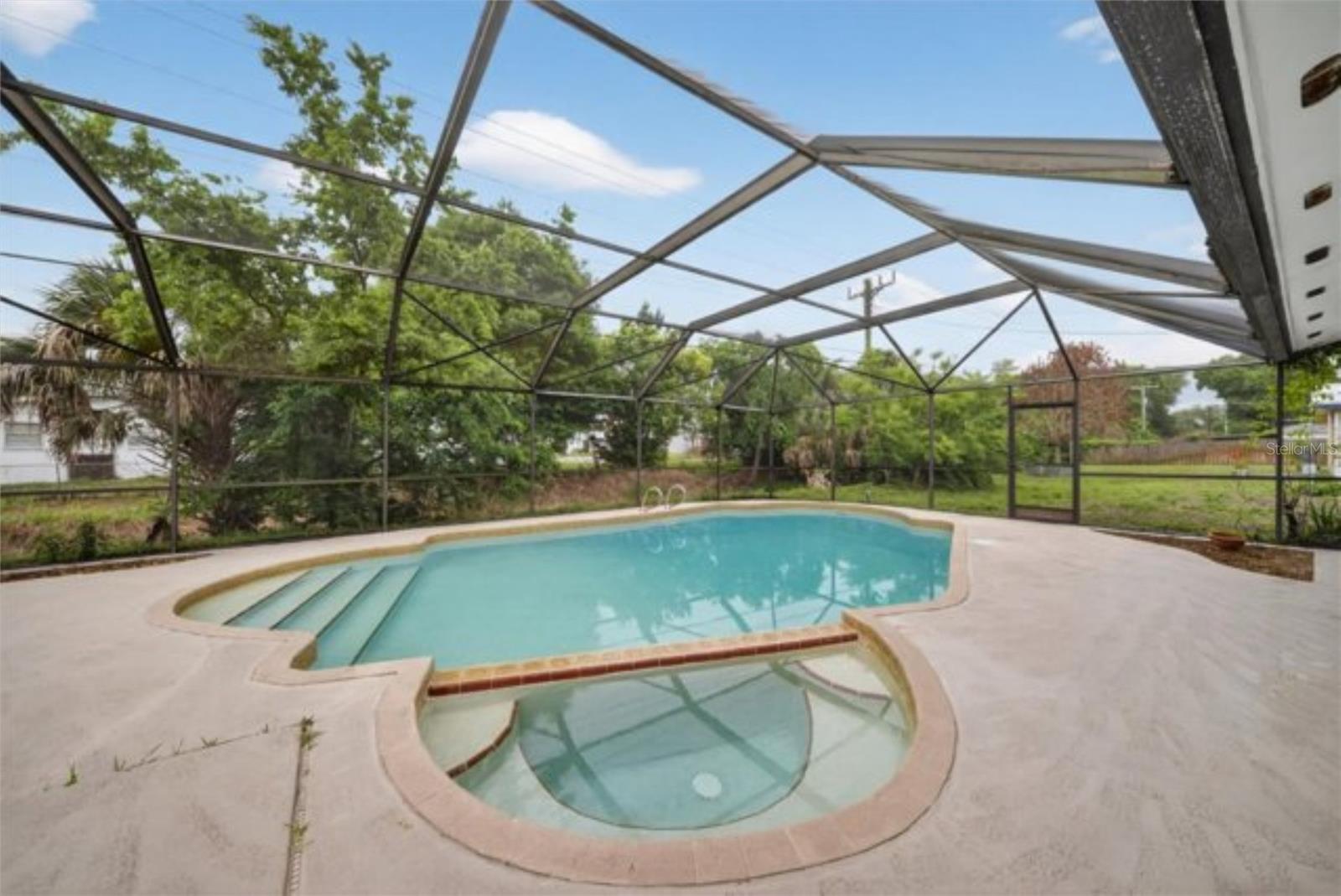 Image 4 of 53 For 3645 Alan Drive