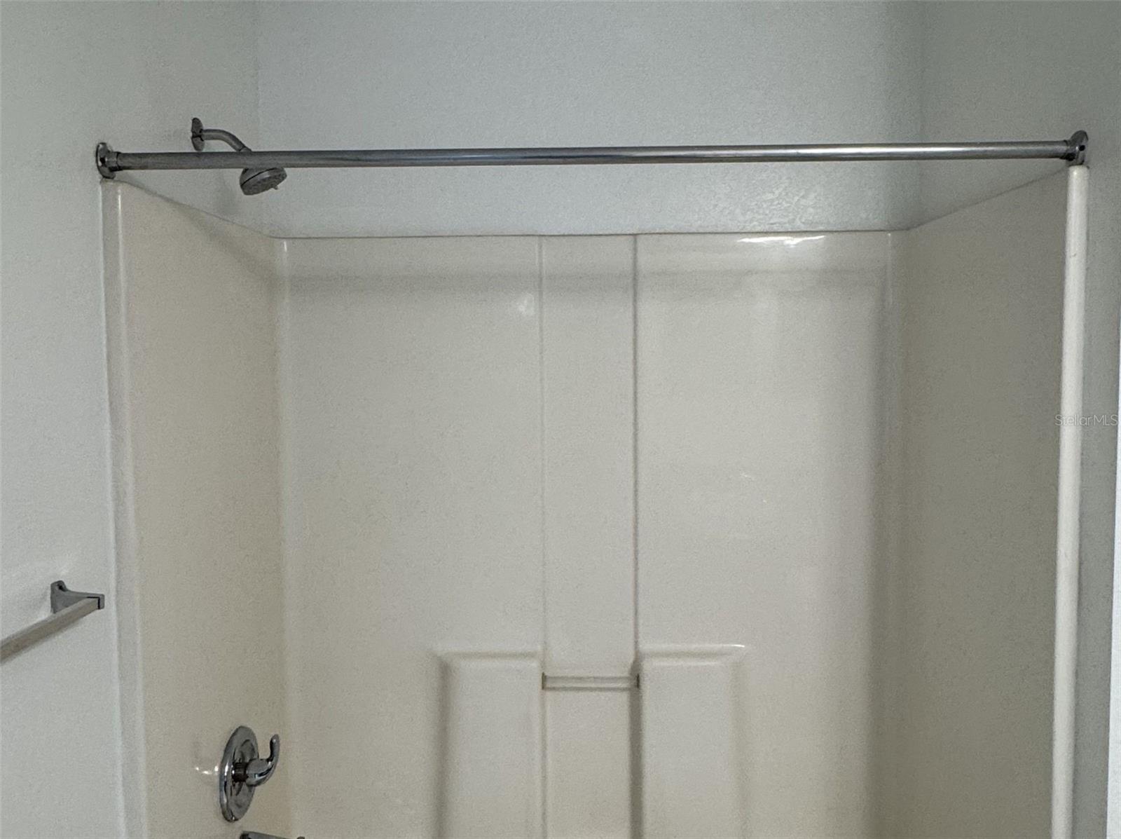 Image 19 of 35 For 5483 Vineland Road 10201