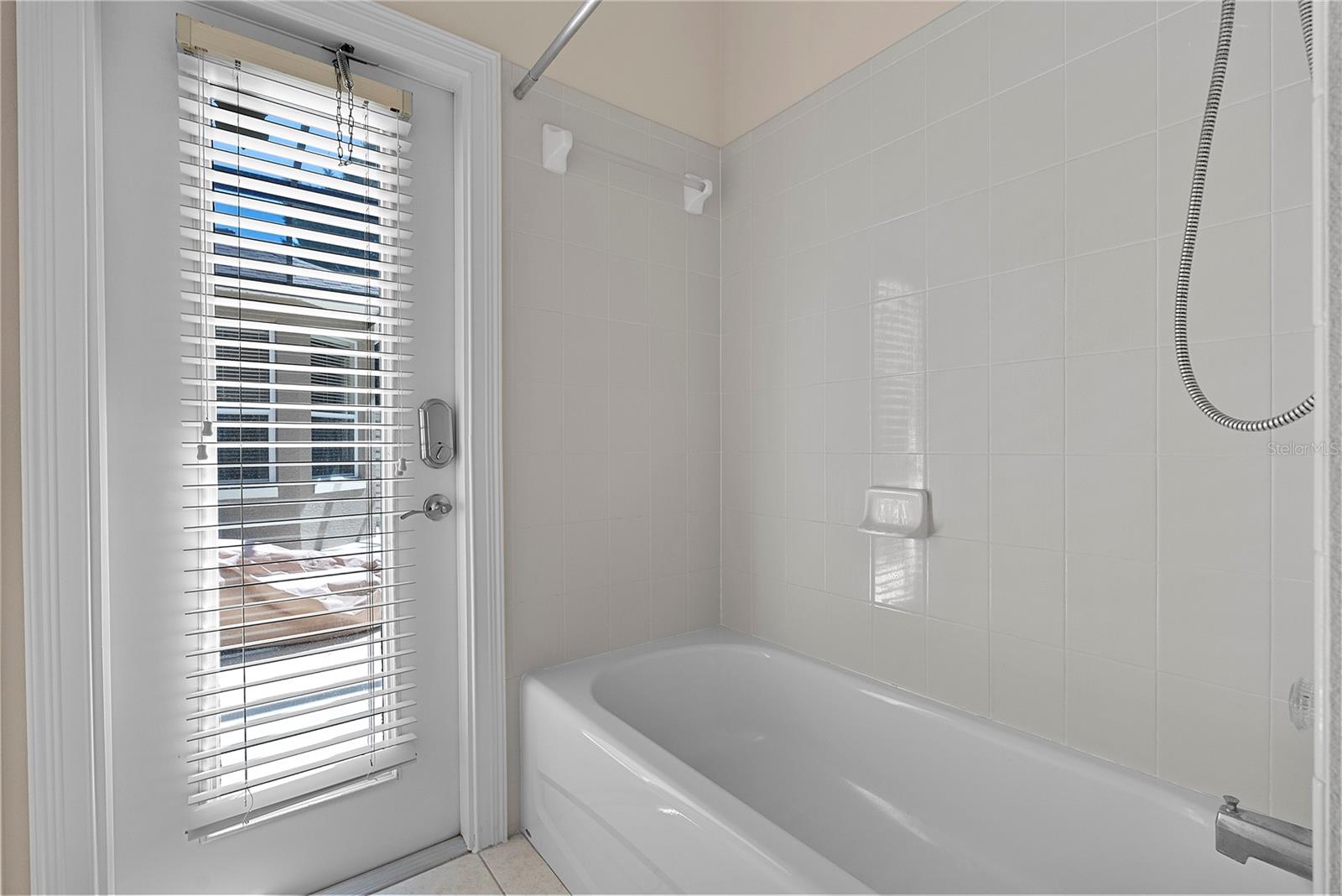 Image 26 of 47 For 5608 Bear Stone Run