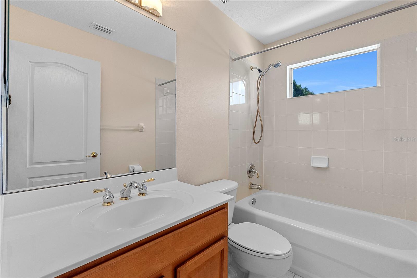 Image 37 of 47 For 5608 Bear Stone Run