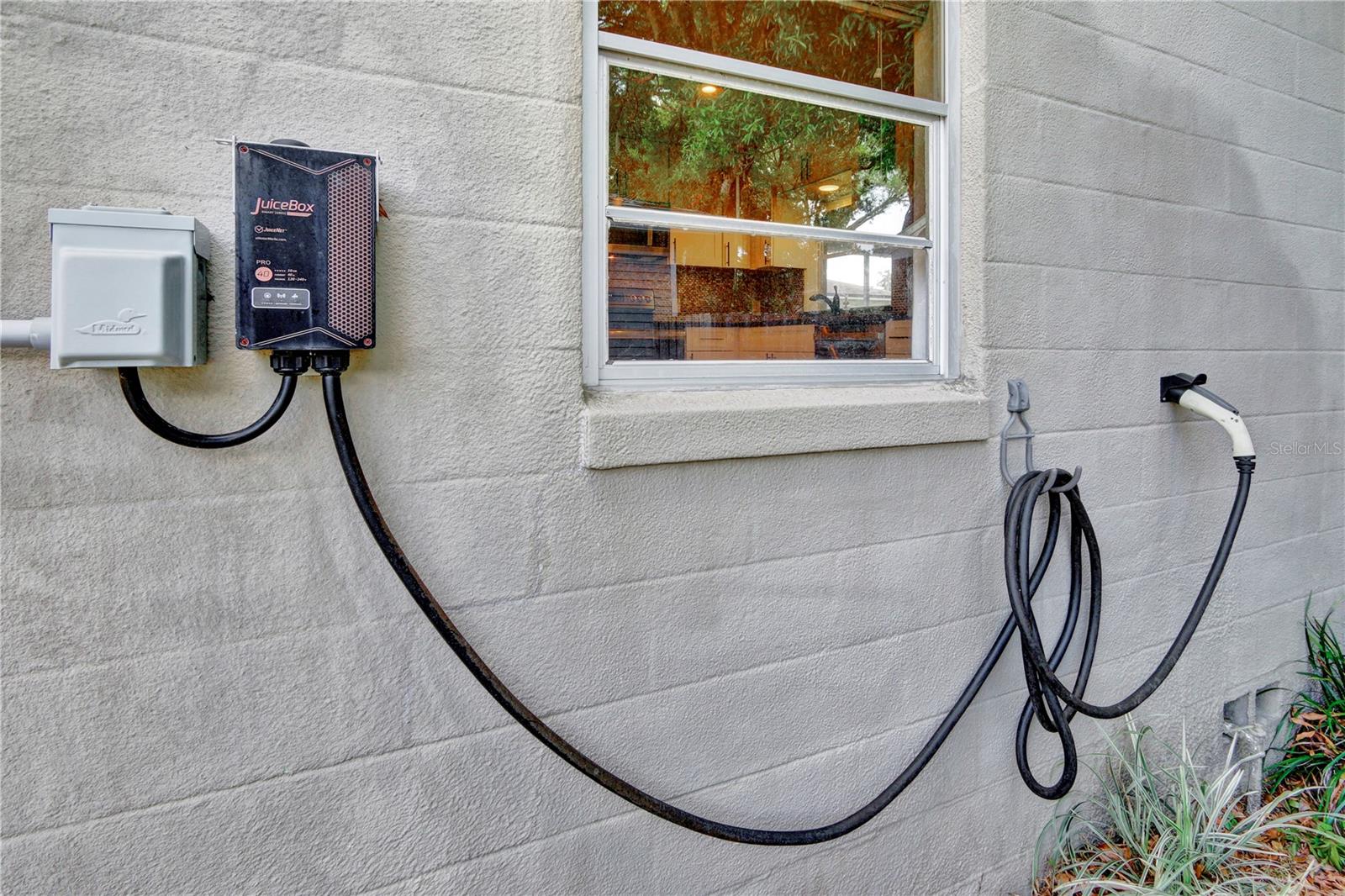 Image 17 of 19 For 1016 Smith Street