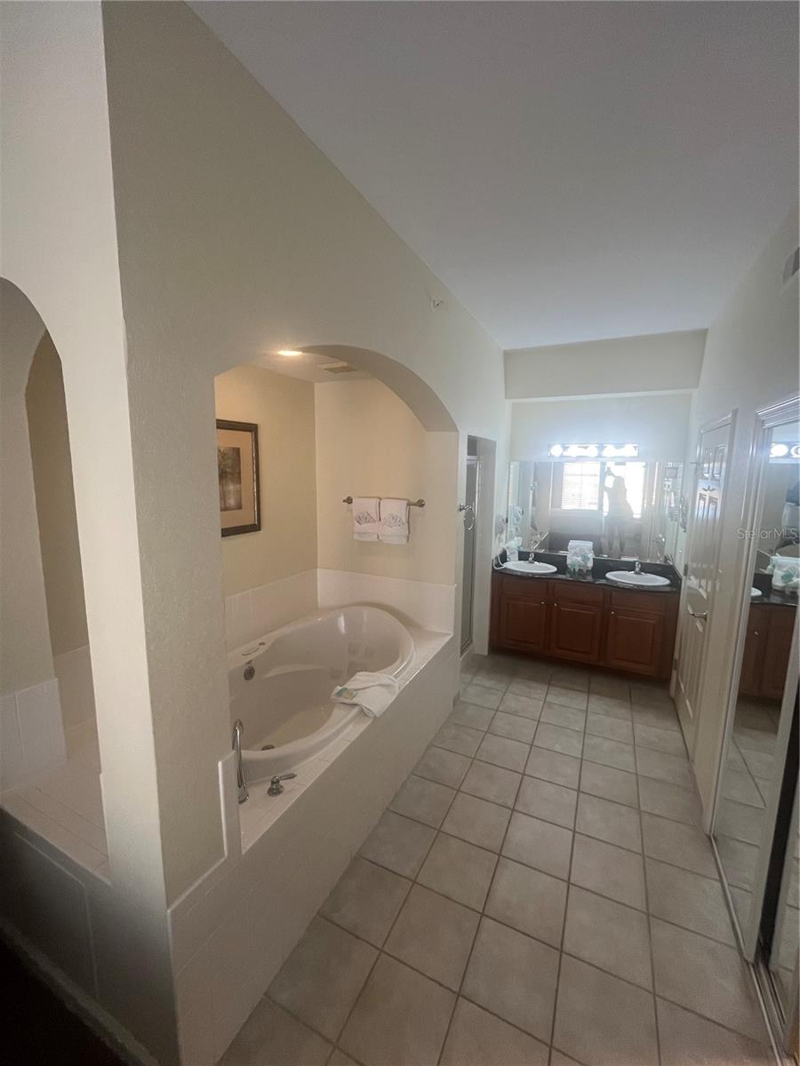 Image 18 of 43 For 8112 Poinciana Boulevard 1605