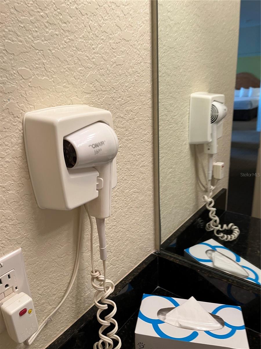 Image 25 of 43 For 8112 Poinciana Boulevard 1605