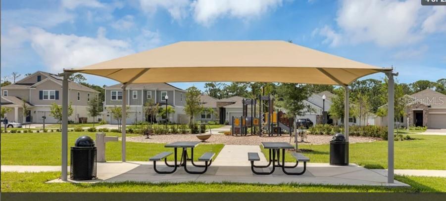 Listing photo id 24 for 2428 Bluestone Road