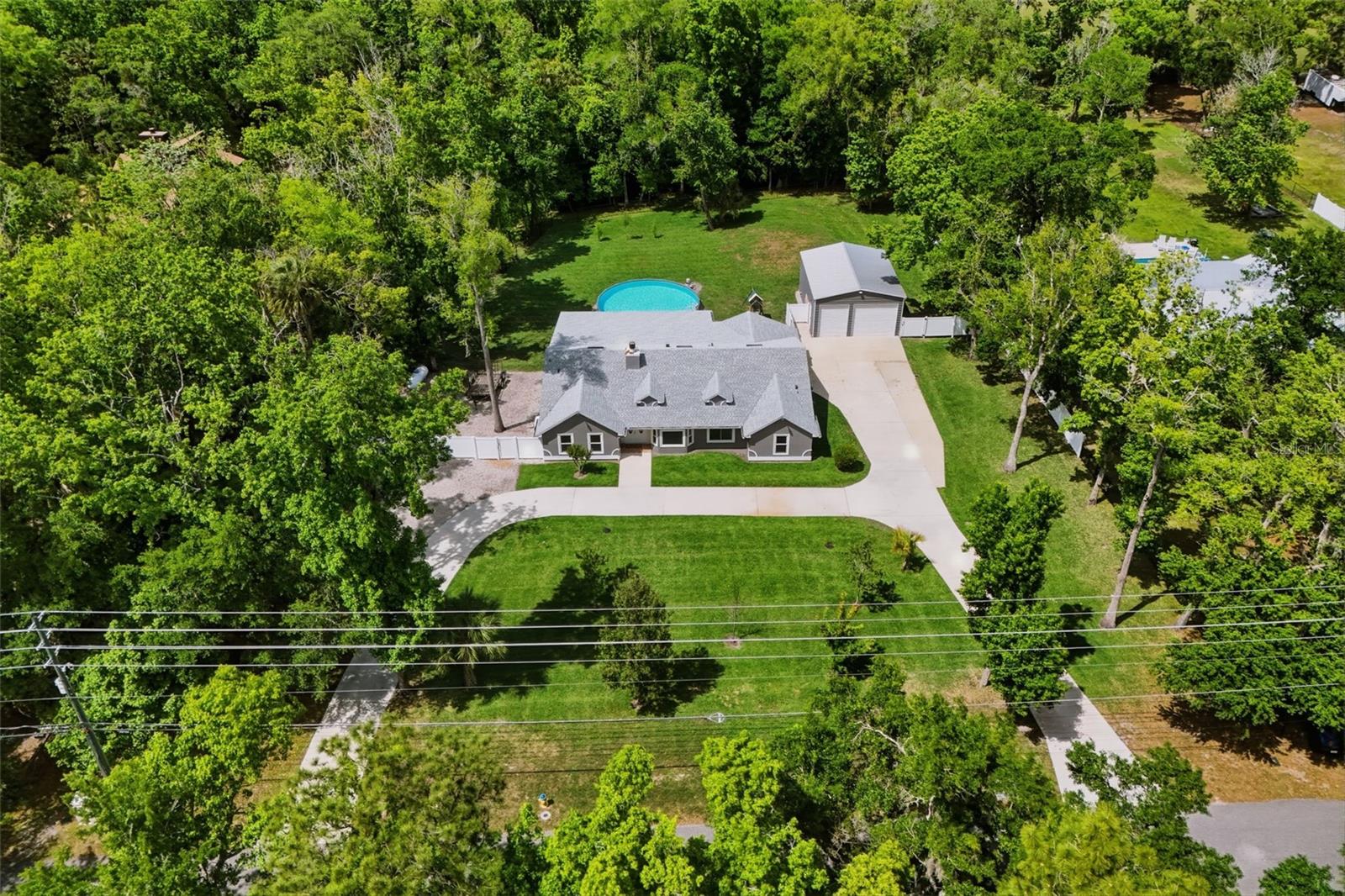 Image 43 of 48 For 130 Bahama Road