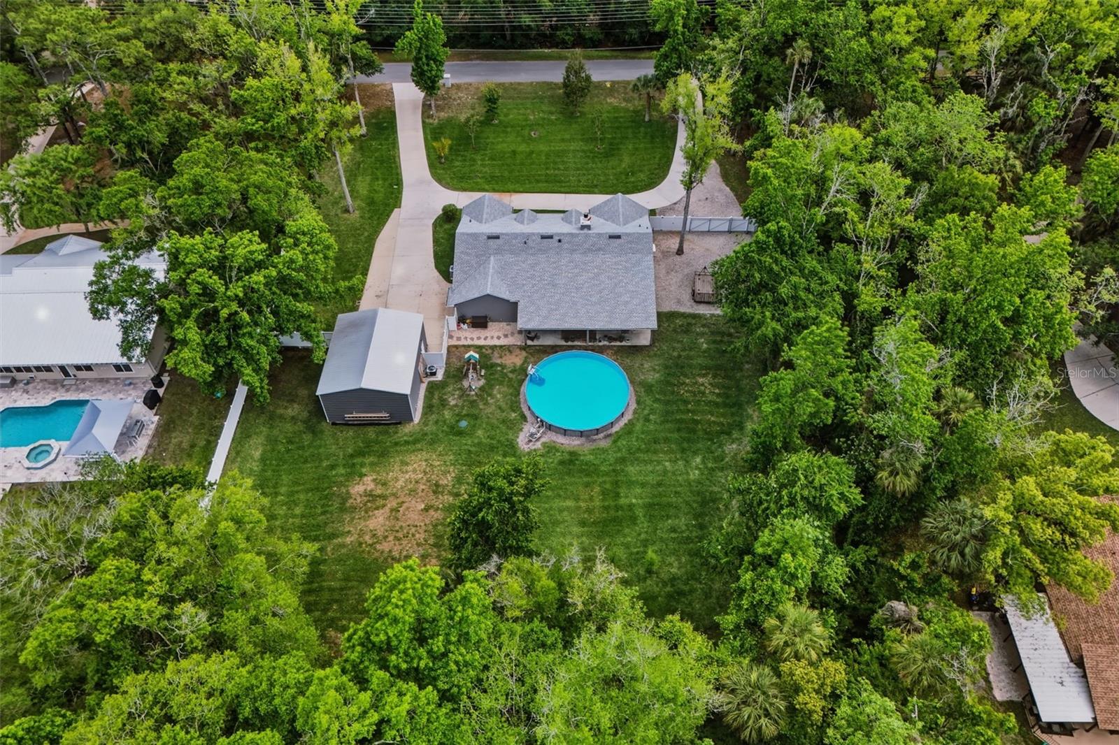 Image 44 of 48 For 130 Bahama Road