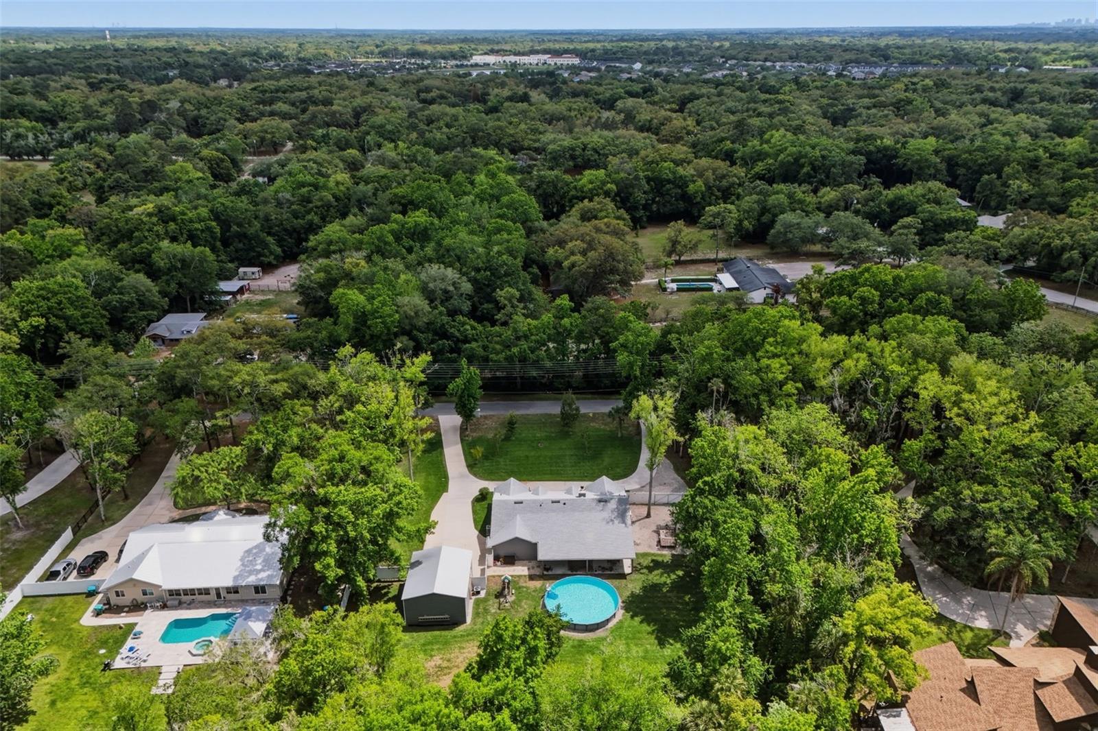 Image 47 of 48 For 130 Bahama Road