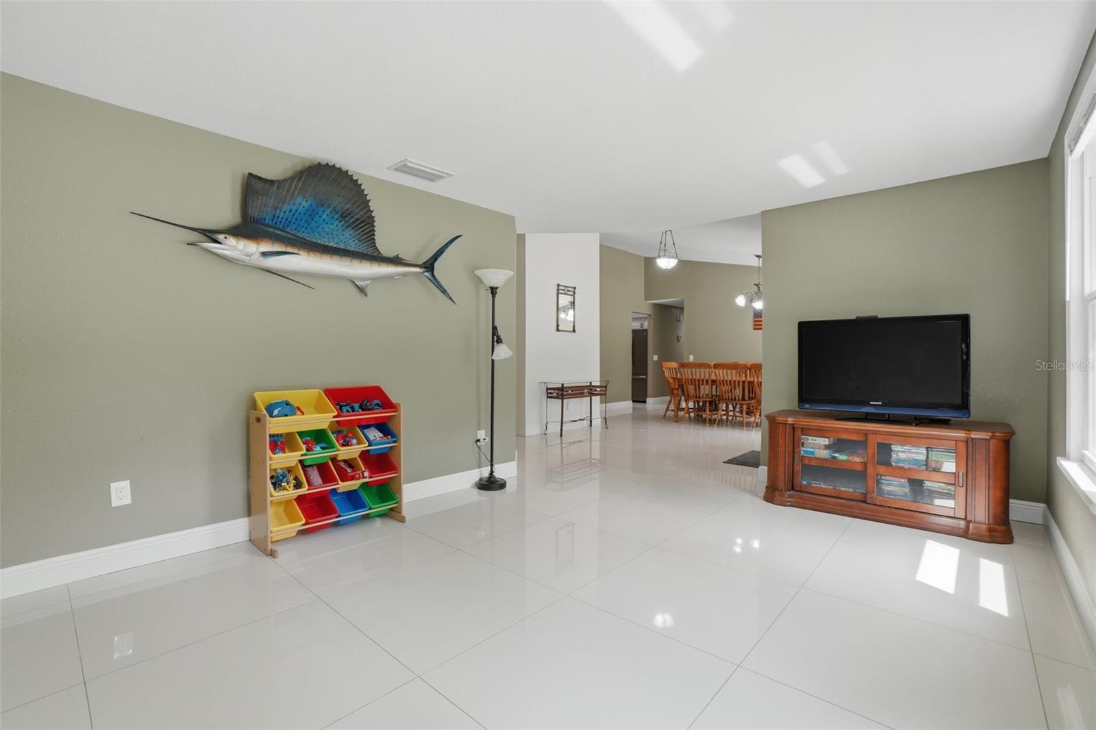 Image 7 of 48 For 130 Bahama Road