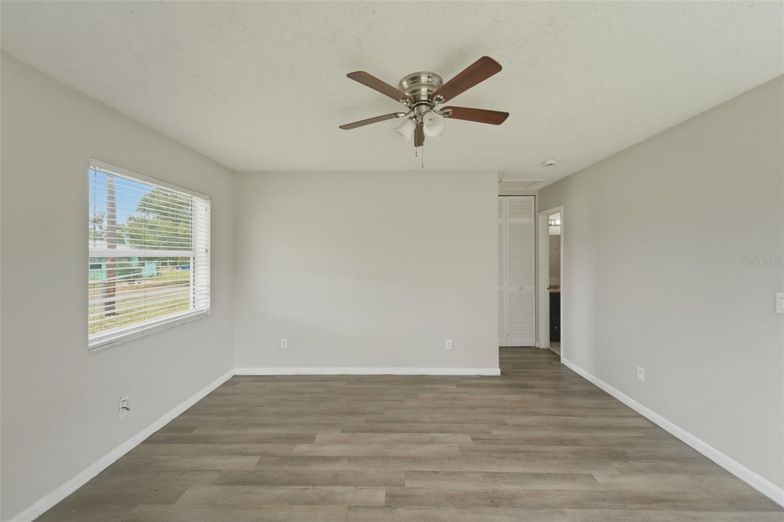 Image 11 of 26 For 794 Crawford Street