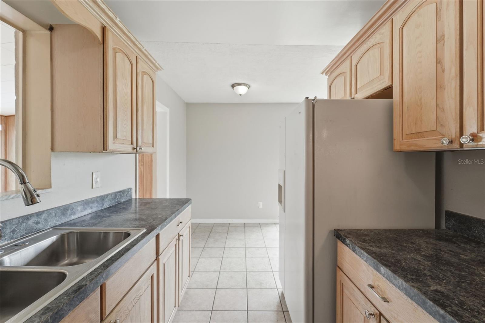 Image 13 of 26 For 794 Crawford Street